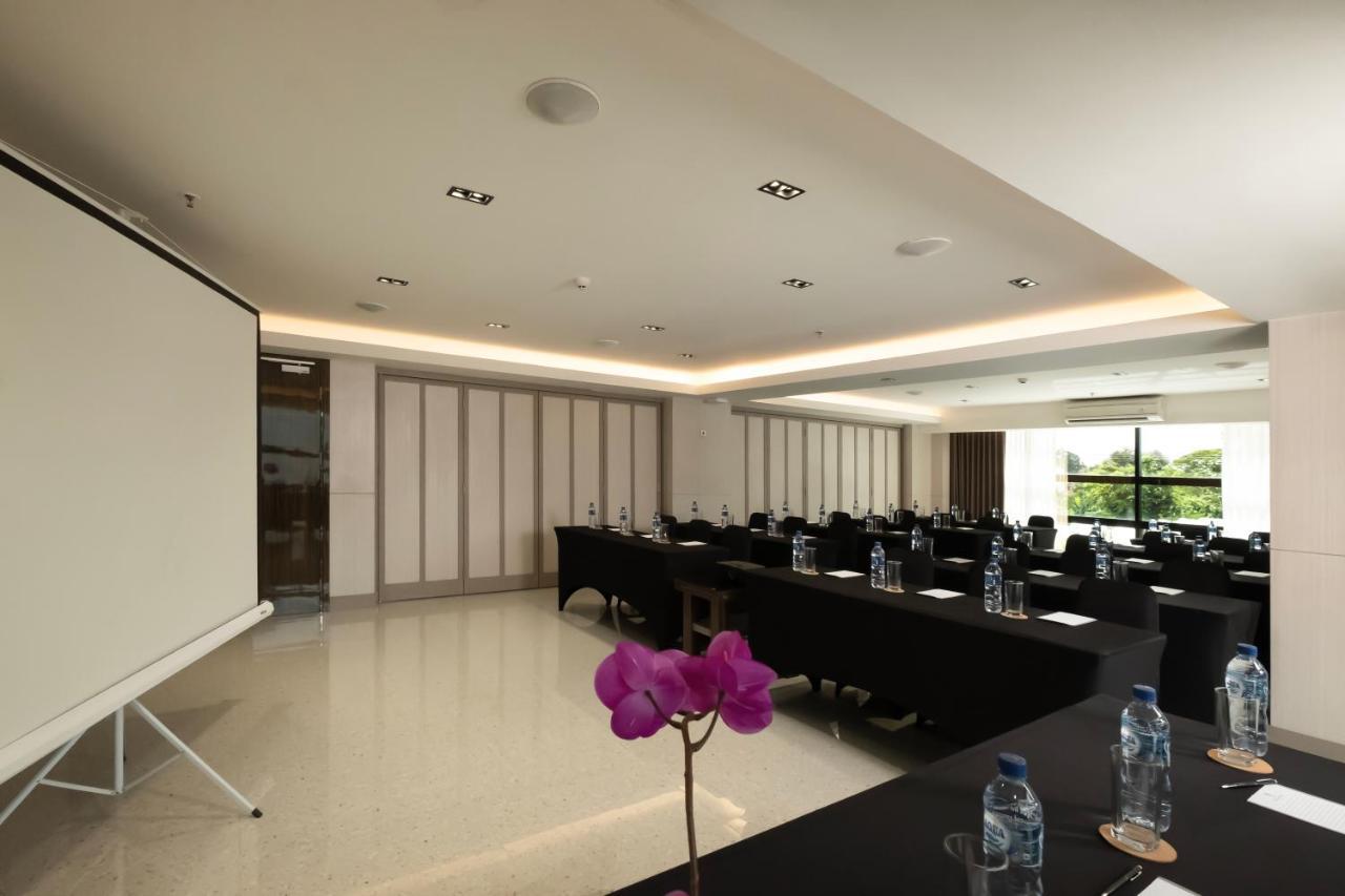 Dream Of Aventus Hotel Kuta Kuta Lombok Exterior foto